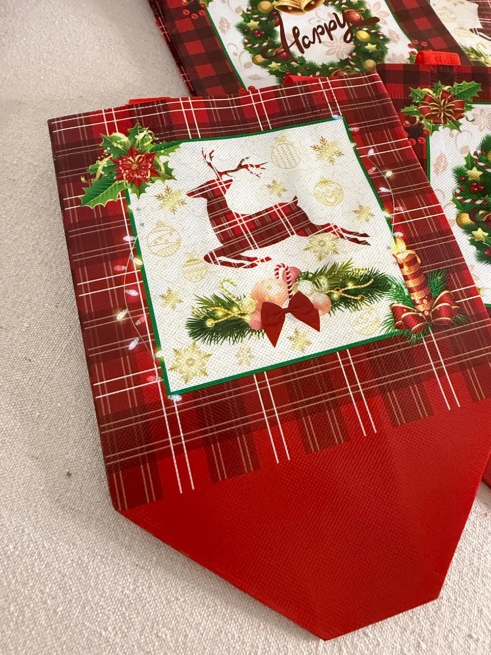 Set of 8 Festive Red Plaid Christmas Gift Bags - NWT